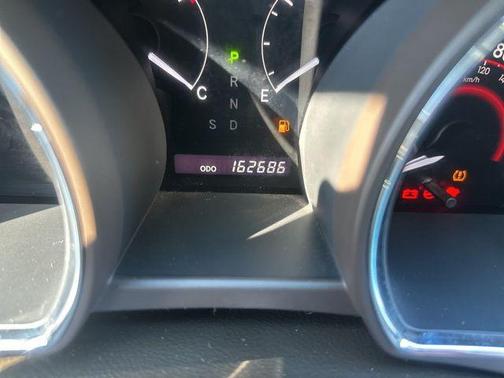 2010 Toyota Highlander SE