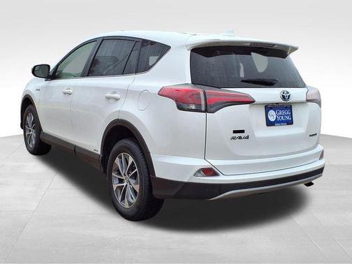 2018 Toyota RAV4 Hybrid LE