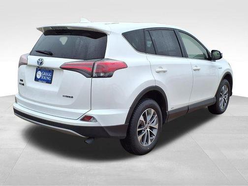 2018 Toyota RAV4 Hybrid LE