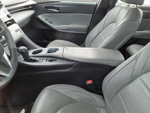 2019 Toyota Avalon Hybrid Limited