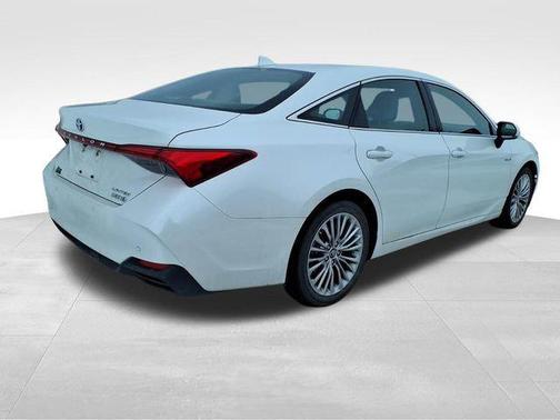 2019 Toyota Avalon Hybrid Limited