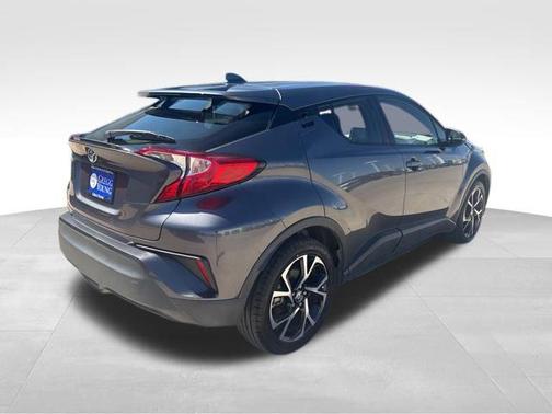 2021 Toyota C-HR XLE