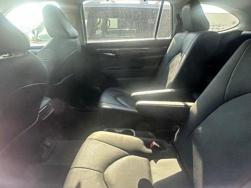 2020 Toyota Highlander Platinum