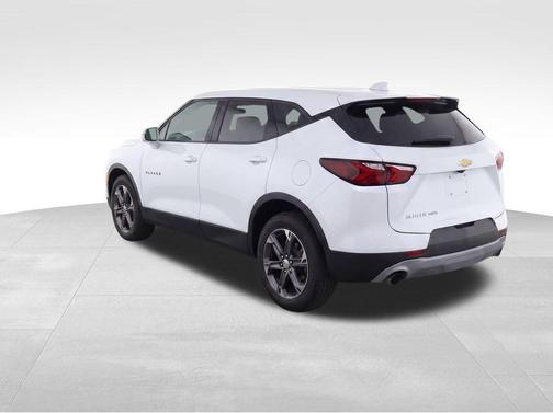 Summit White 2025 Chevrolet Blazer 2LT