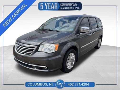 Granite Crystal Metallic Clearcoat 2015 Chrysler Town & Country Limited