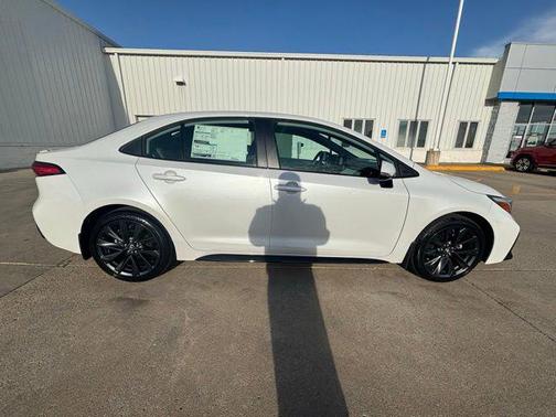 2025 Toyota Corolla SE