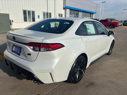 2025 Toyota Corolla SE