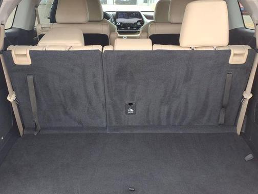 2022 Toyota Highlander Hybrid Limited