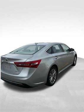 2016 Toyota Avalon Hybrid Limited