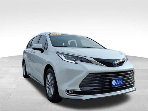 2024 Toyota Sienna Limited