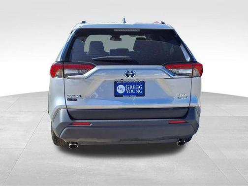 2023 Toyota RAV4 Hybrid XLE
