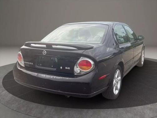 2002 Nissan Maxima SE