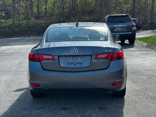 2014 Acura ILX 2.0L Technology
