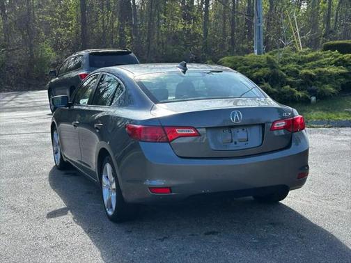2014 Acura ILX 2.0L Technology