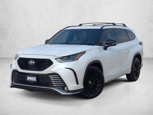 Wind Chill Pearl 2023 Toyota Highlander XSE