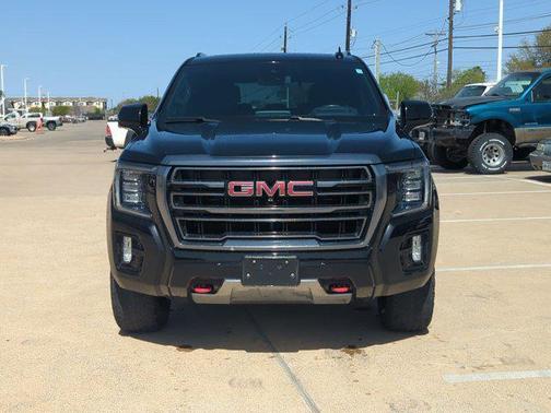 2024 GMC Yukon 4WD AT4