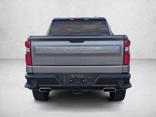 2022 Chevrolet Silverado 1500 Custom Trail Boss