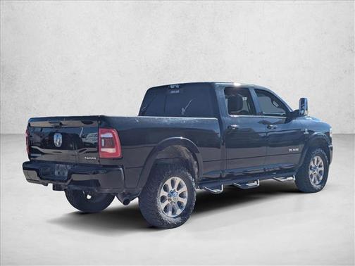 2022 RAM 2500 Laramie Crew Cab 4x4 6'4' Box