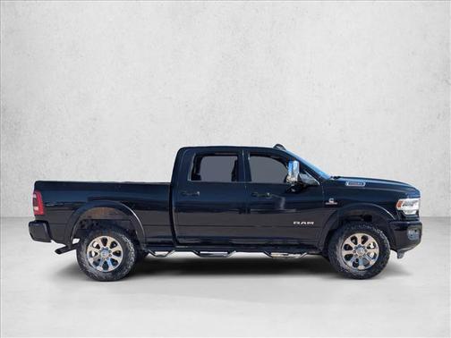 2022 RAM 2500 Laramie Crew Cab 4x4 6'4' Box