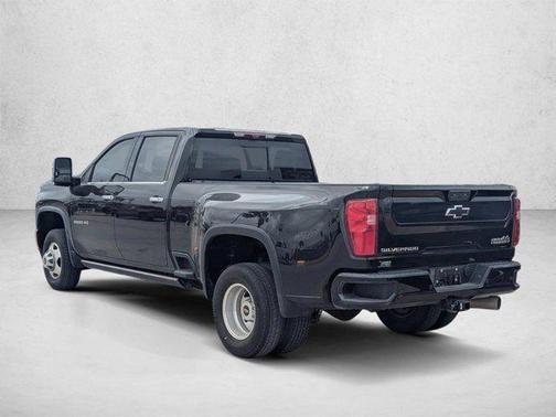 Mosaic Black Metallic 2023 Chevrolet Silverado 3500 High Country