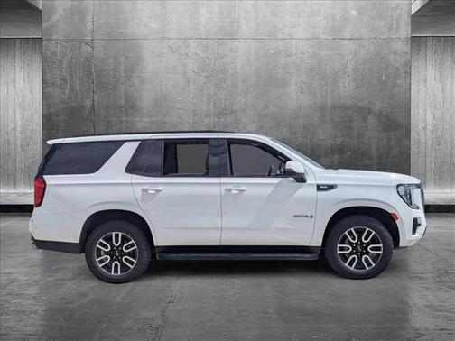 2022 GMC Yukon 4WD AT4