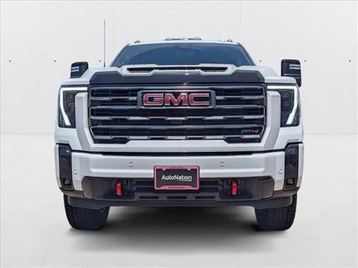 2025 GMC Sierra 2500 AT4