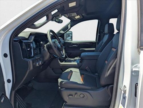 2025 GMC Sierra 2500 AT4