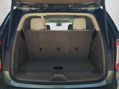 Frosted Pine Metallic 2023 GMC Yukon Denali