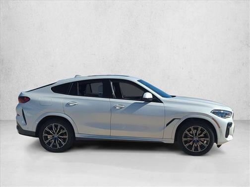 2023 BMW X6 xDrive40i