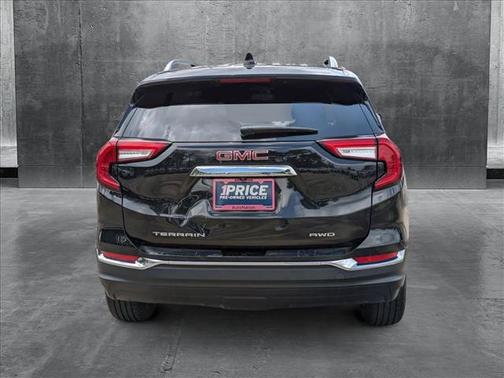 2024 GMC Terrain SLT