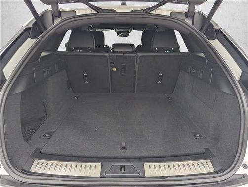 White 2025 Land Rover Range Rover Velar P250 SE R-Dynamic