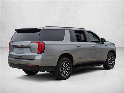 2023 GMC Yukon XL 4WD AT4
