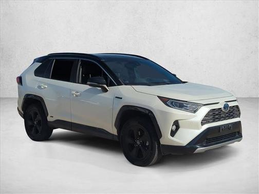 2021 Toyota RAV4 Hybrid SE
