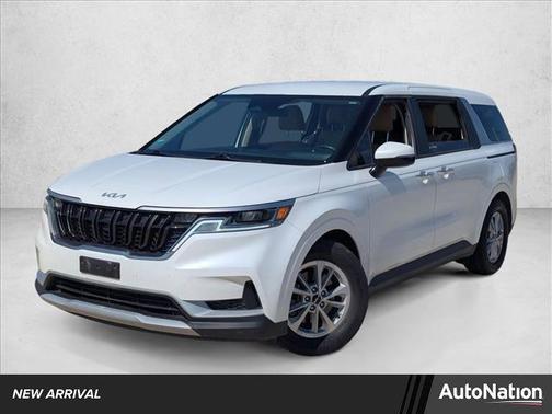 2023 Kia Carnival LX