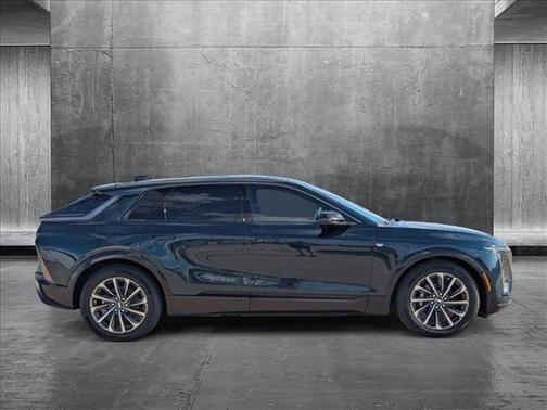 2024 Cadillac LYRIQ Sport w/1SK