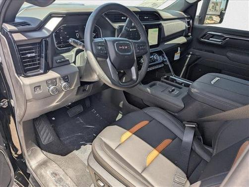 2025 GMC Sierra 2500 AT4