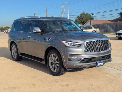 2021 INFINITI QX80 Luxe
