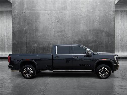 2024 GMC Sierra 3500 Denali