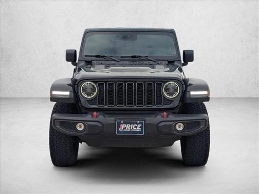 Black Clearcoat 2025 Jeep Wrangler Rubicon