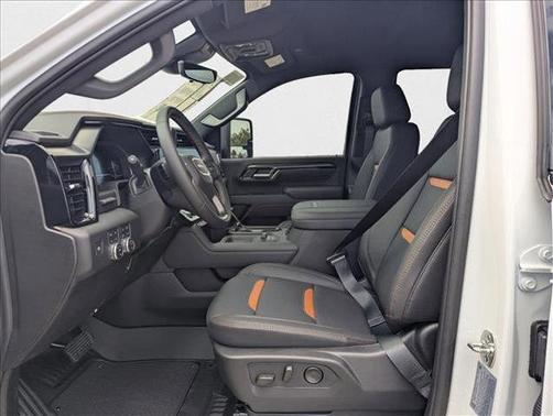 2025 GMC Sierra 2500 AT4