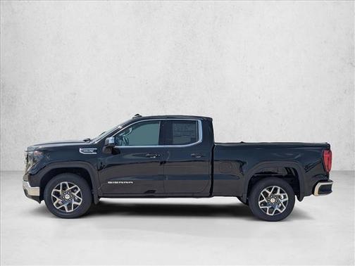 Onyx Black 2026 GMC Sierra 1500 SLE