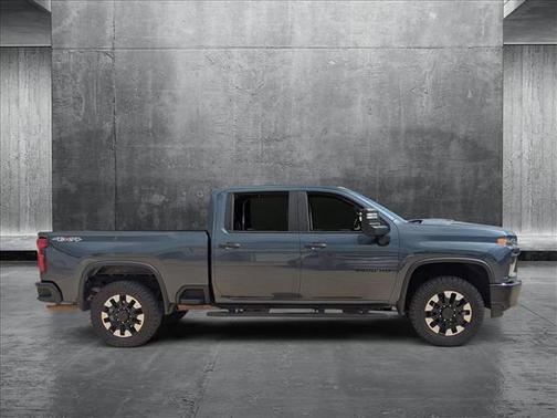 2020 Chevrolet Silverado 2500 Custom