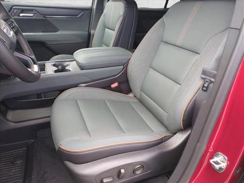 2026 GMC Acadia AT4 AWD