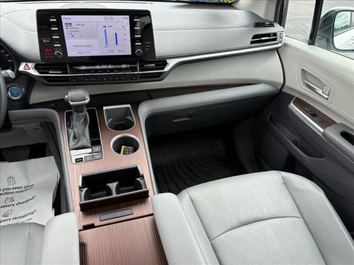 2023 Toyota Sienna XLE 7 Passenger