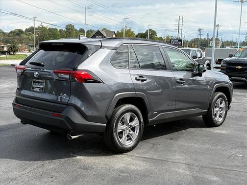 2025 Toyota RAV4 Hybrid XLE