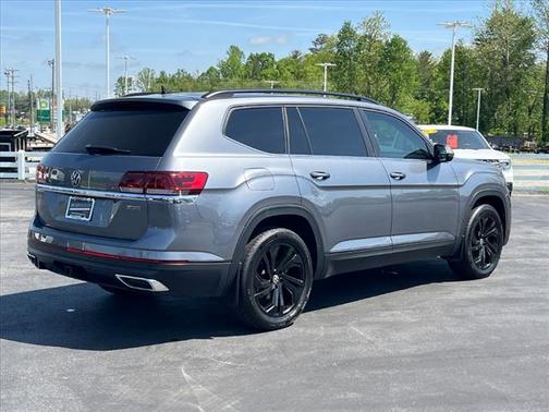 2022 Volkswagen Atlas 3.6L SE w/Technology