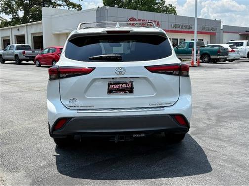 2022 Toyota Highlander Limited