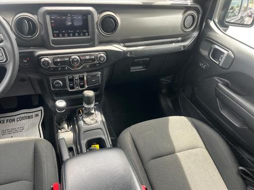 2023 Jeep Gladiator Sport