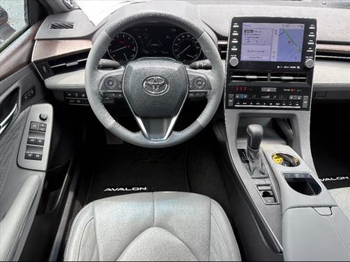 2022 Toyota Avalon Limited