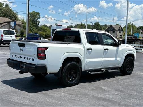 2023 Nissan Frontier S